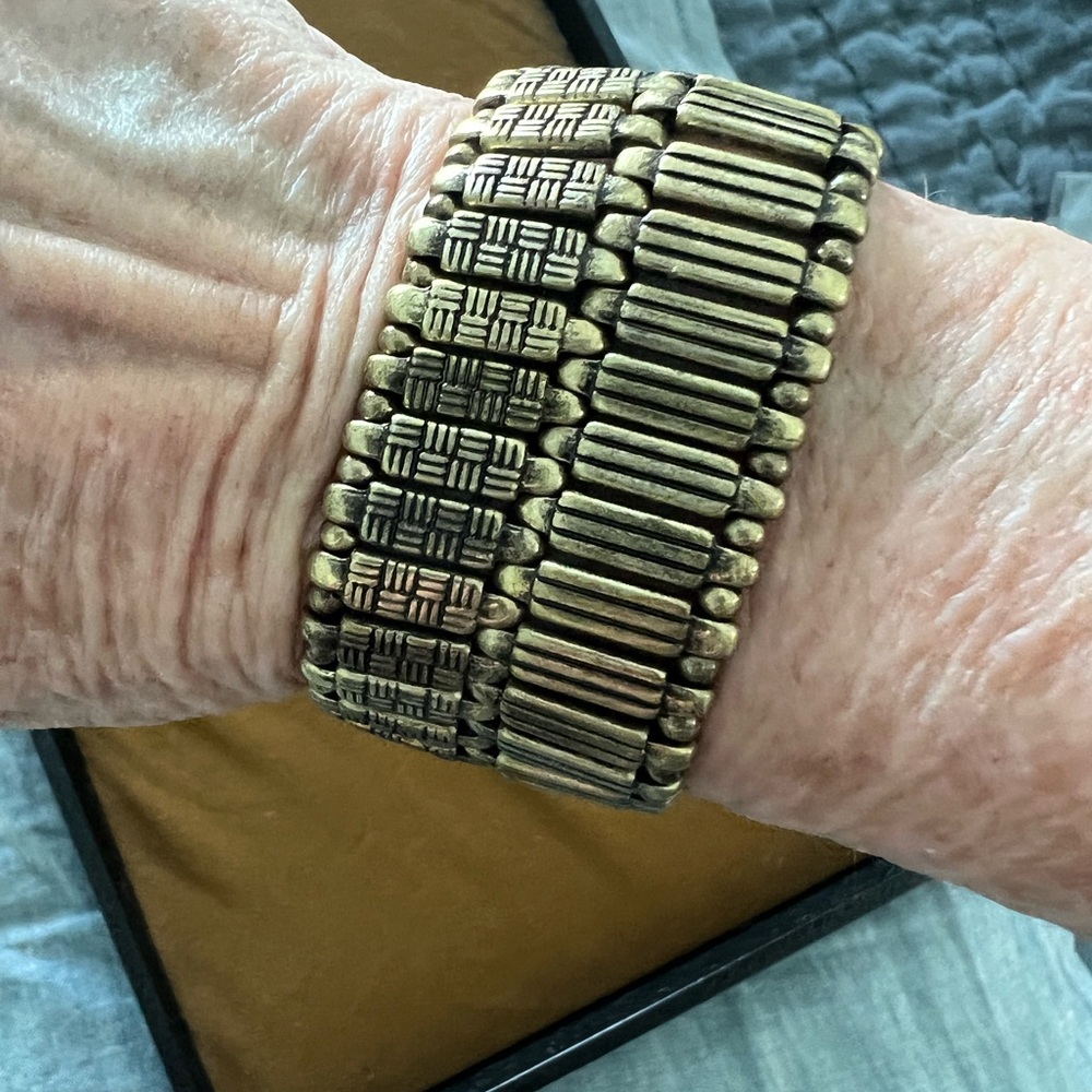 Stretch bracelet from Premier Designs